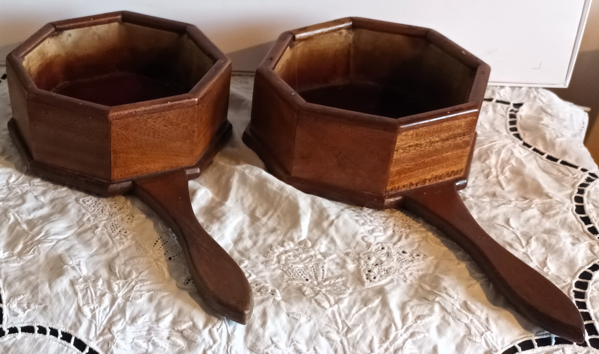 Pair of Antique Welsh Victorian Alms Dishes Antique Collectibles 3